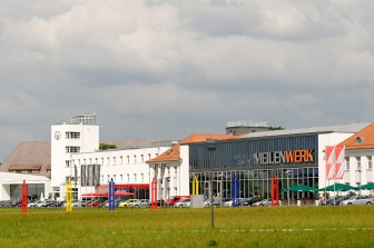 V8 Hotel (offizielle Bilder)
